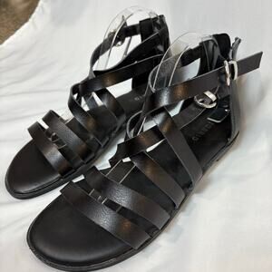 Torrid Black Criss-Cross Strappy Gladiator Sandals Women Size 9 WW